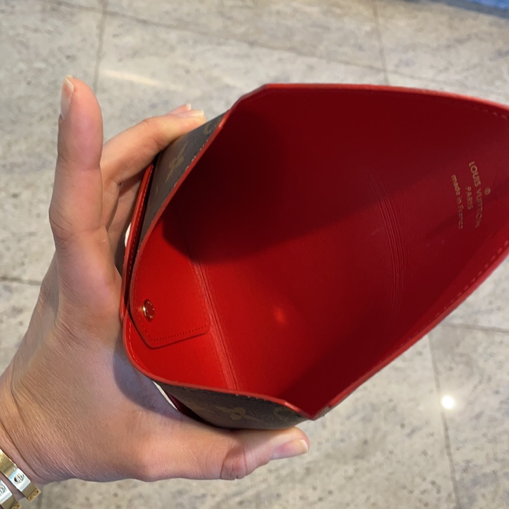 Louis Vuitton Wallet - Picture 7 of 12